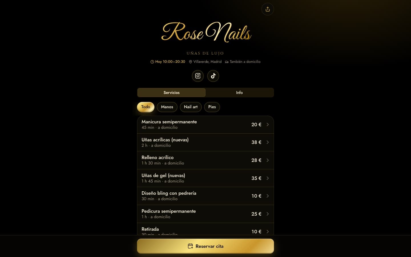 Rose Nails: Reservas de uñas de lujo, en negro y oro.